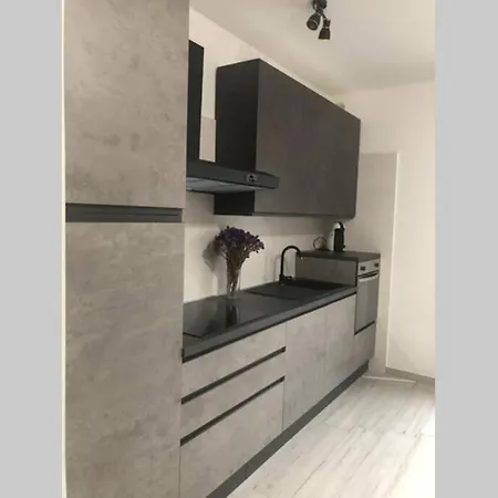Appartement Nuovo Elegante,curato Nei Dettagli