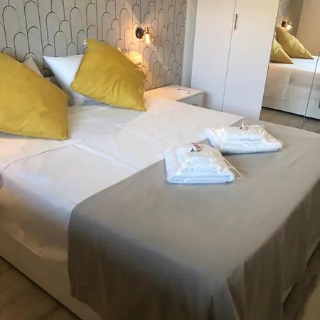 Appartement Nuovo Elegante,curato Nei Dettagli